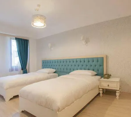 1inci Butik 3*