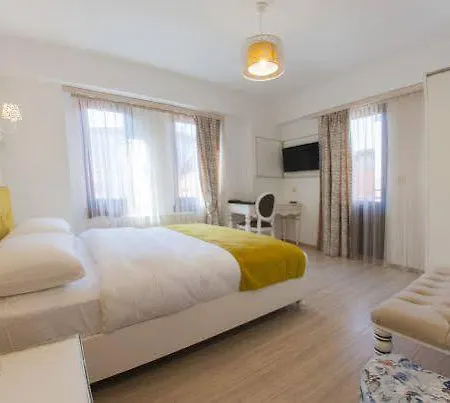 1inci Butik Sakarya (Marmara)
